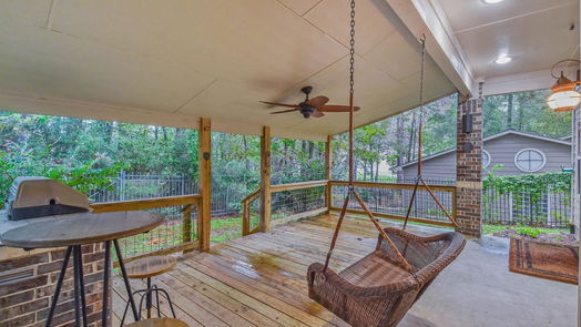 Coldspring 2-story, 3-bed 211 N Fairway Loop-idx