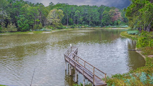 Coldspring 2-story, 3-bed 211 N Fairway Loop-idx