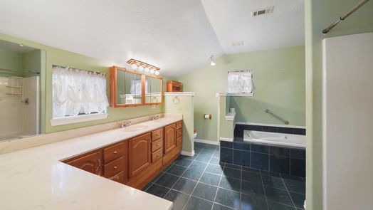 Coldspring 3-story, 3-bed 31 Holiday Lane-idx