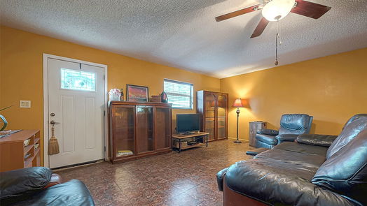 Coldspring 2-story, 4-bed 220 Hillcrest Drive-idx