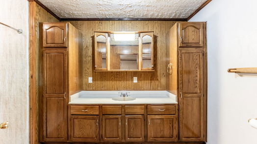 Coldspring 1-story, 3-bed 500 Slade Street-idx