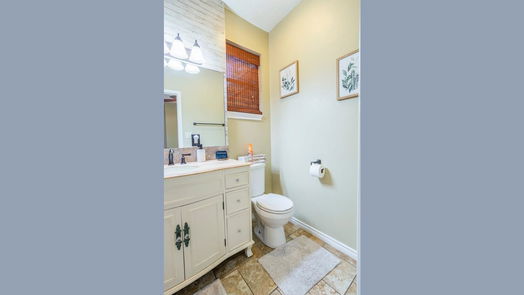 Coldspring 2-story, 3-bed 541 Lakeview Drive Loop-idx