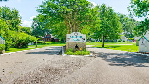 Coldspring 2-story, 3-bed 541 Lakeview Drive Loop-idx