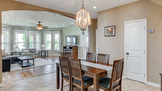 Coldspring 2-story, 3-bed 541 Lakeview Drive Loop-idx