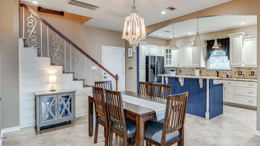 Coldspring 2-story, 3-bed 541 Lakeview Drive Loop-idx