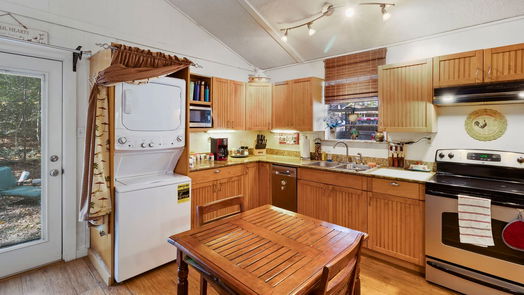Coldspring null-story, 2-bed 20 Cherry Hill Drive-idx