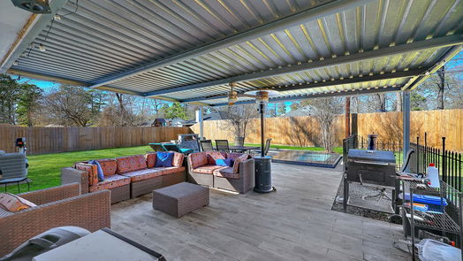 Houston 1-story, 3-bed 423 Fall Creek Drive-idx