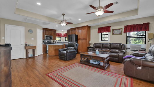 Houston 2-story, 1-bed 1637 W Lake Drive-idx