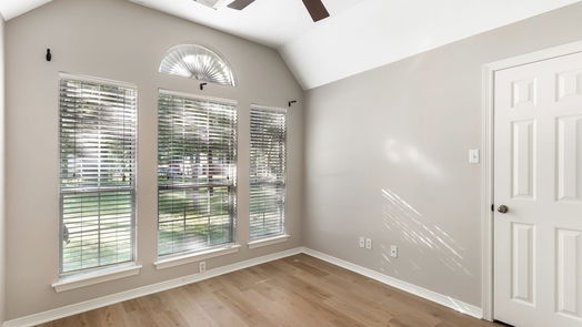 Huffman 1-story, 3-bed 22406 E Shorewood Loop-idx