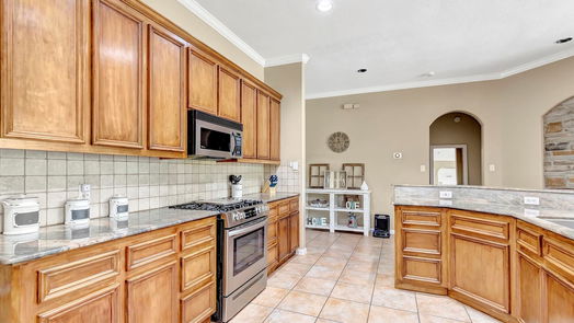 Huffman 1-story, 3-bed 26719 Fairway Oaks Court-idx