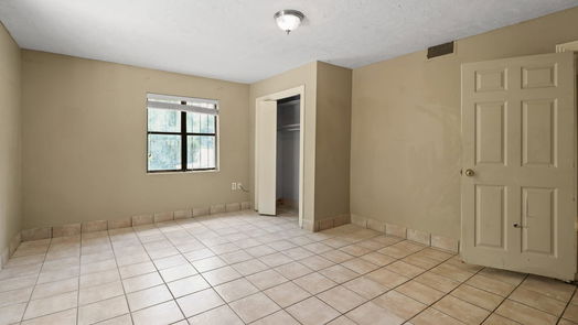 Humble 2-story, 5-bed 416 S Avenue D-idx