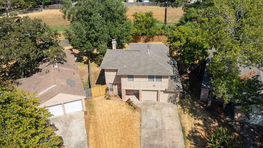 Humble 2-story, 3-bed 20281 Fieldtree Drive-idx