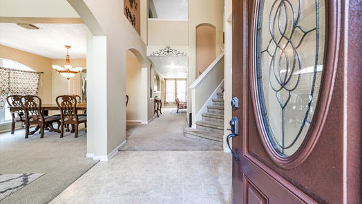 Humble 2-story, 5-bed 7222 Foxshadows Lane-idx