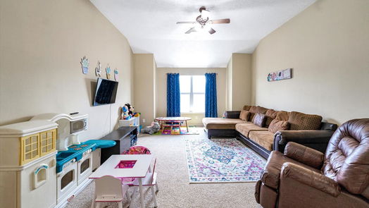 Humble 2-story, 5-bed 7222 Foxshadows Lane-idx