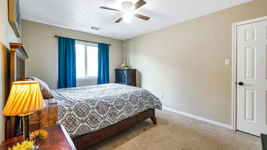 Humble 2-story, 5-bed 7222 Foxshadows Lane-idx