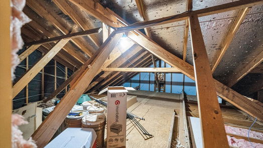 Humble 2-story, 5-bed 7222 Foxshadows Lane-idx