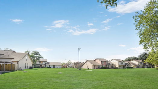 Humble 2-story, 2-bed 2035 Country Village Boulevard B-idx
