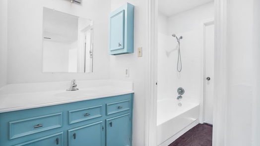 Humble 2-story, 2-bed 2035 Country Village Boulevard B-idx