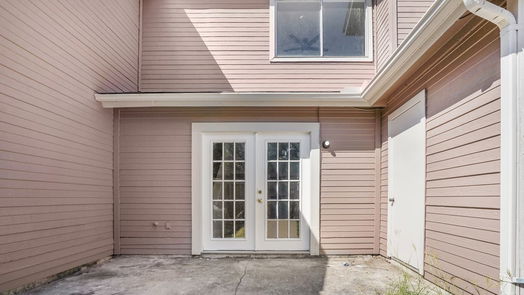 Humble 2-story, 2-bed 2035 Country Village Boulevard B-idx