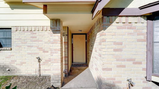 Humble 2-story, 2-bed 1881 Country Village Boulevard B-idx