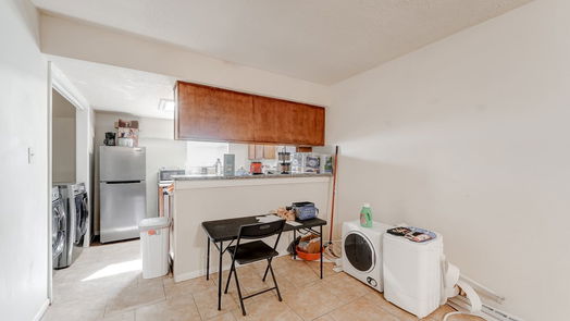 Humble 2-story, 2-bed 1881 Country Village Boulevard B-idx