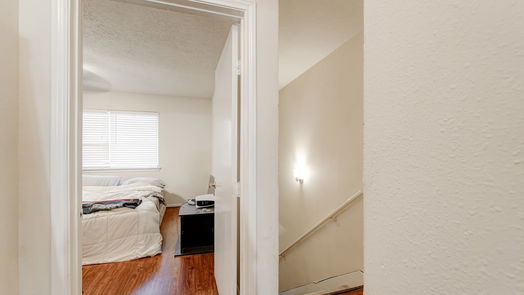 Humble 2-story, 2-bed 1881 Country Village Boulevard B-idx