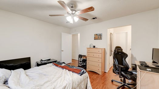 Humble 2-story, 2-bed 1881 Country Village Boulevard B-idx
