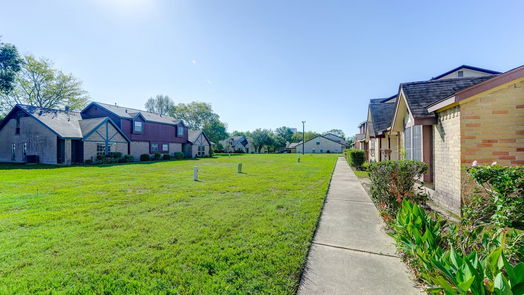 Humble 2-story, 2-bed 1881 Country Village Boulevard B-idx