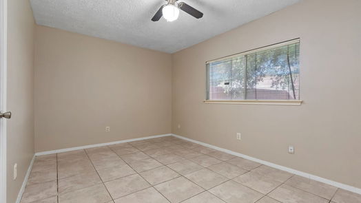 Humble 1-story, 3-bed 20419 Oak Limb Court-idx