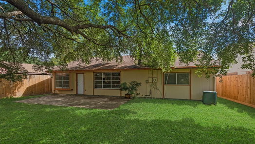 Humble 1-story, 3-bed 20419 Oak Limb Court-idx