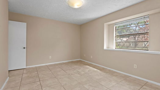 Humble 1-story, 3-bed 20419 Oak Limb Court-idx
