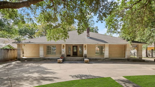 Humble 1-story, 3-bed 408 Staitti Street-idx
