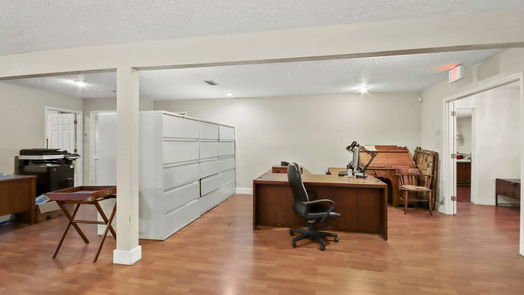 Humble 1-story, 3-bed 408 Staitti Street-idx