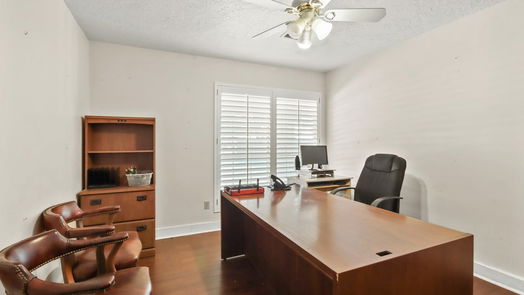 Humble 1-story, 3-bed 408 Staitti Street-idx