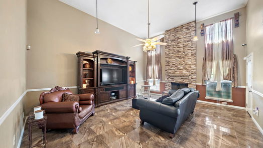 Humble 2-story, 3-bed 9822 Canterbury Drive-idx
