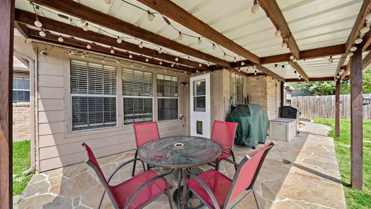Humble 2-story, 3-bed 9822 Canterbury Drive-idx