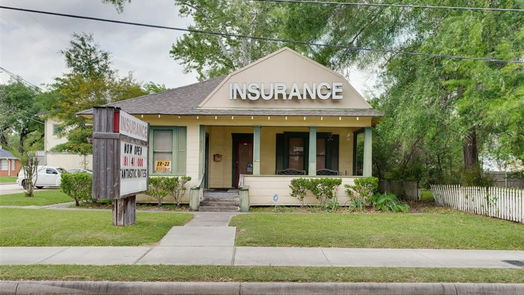 Humble 1-story, 2-bed 807 E 1st Street-idx