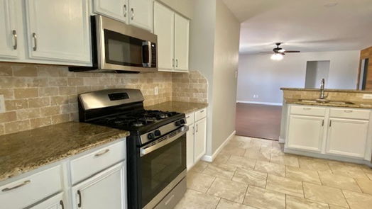 Humble 1-story, 3-bed 7303 Foxvista Lane-idx