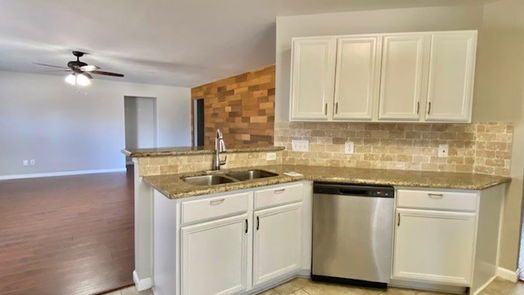 Humble 1-story, 3-bed 7303 Foxvista Lane-idx