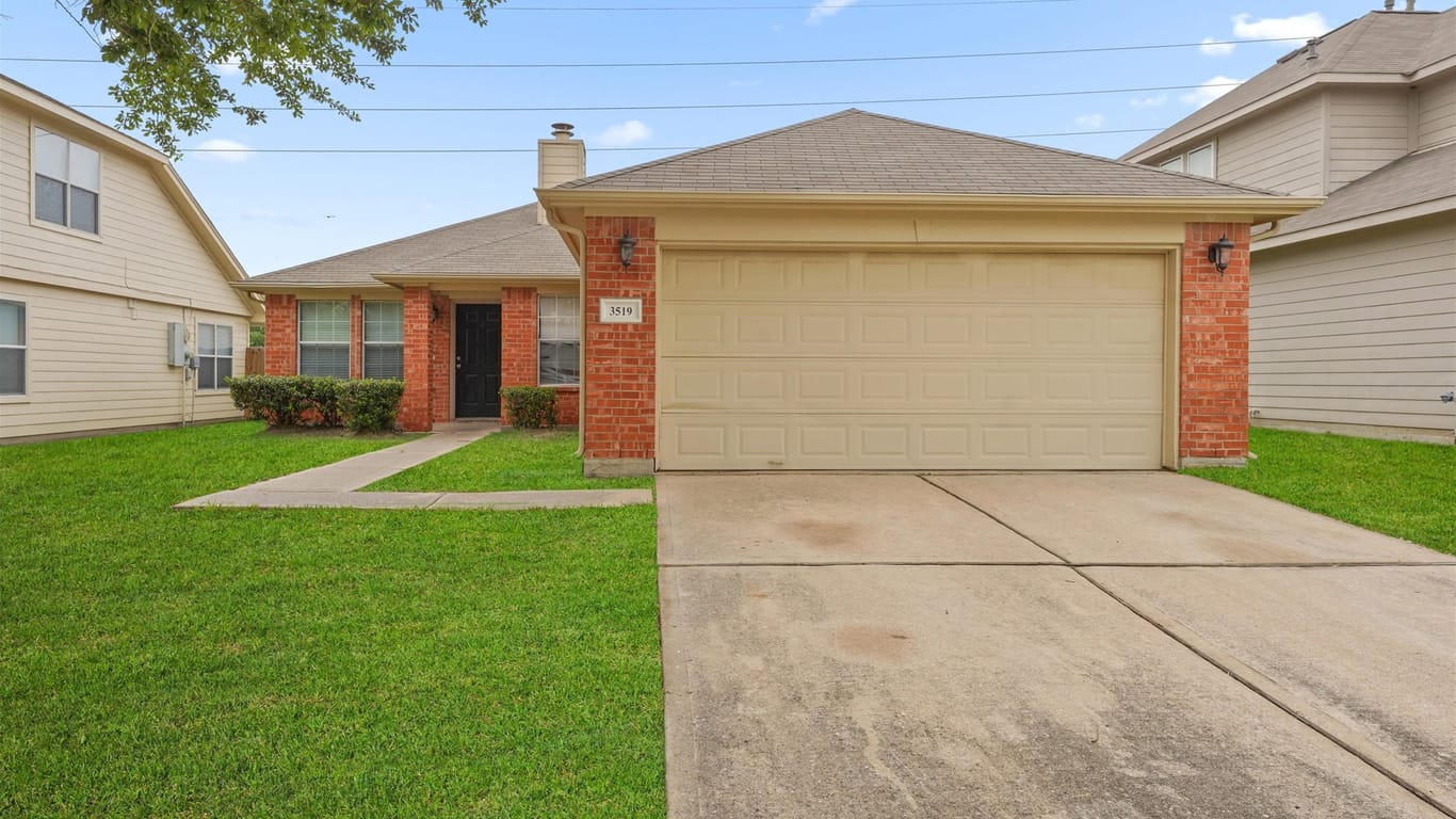 Humble 1-story, 3-bed 3519 Fiorella Way-idx