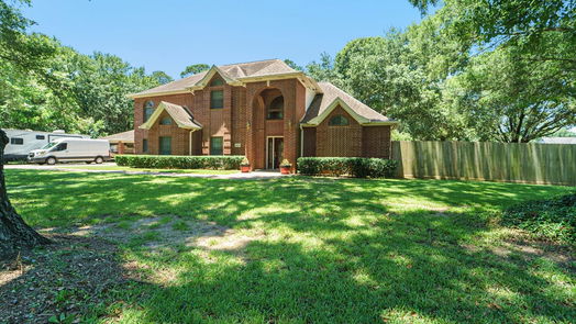 Humble 2-story, 4-bed 21423 Whispering Pines-idx