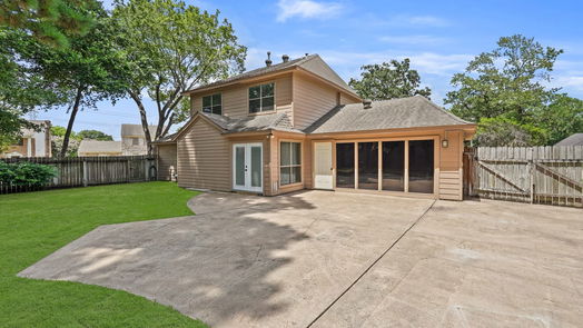 Humble 2-story, 4-bed 20407 Guildwick Circle-idx