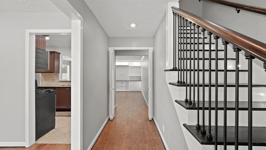 Humble 2-story, 4-bed 20407 Guildwick Circle-idx