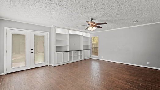 Humble 2-story, 4-bed 20407 Guildwick Circle-idx
