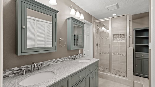 Humble 2-story, 4-bed 20407 Guildwick Circle-idx