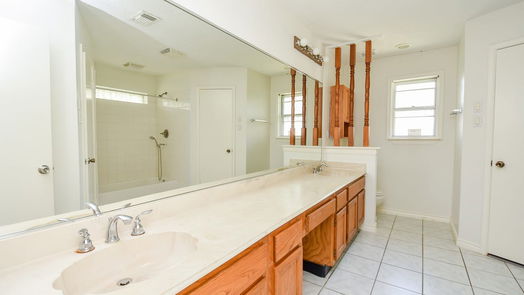 Humble 1-story, 3-bed 1111 Rebecca Lane-idx