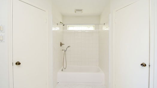Humble 1-story, 3-bed 1111 Rebecca Lane-idx