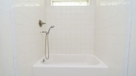 Humble 1-story, 3-bed 1111 Rebecca Lane-idx