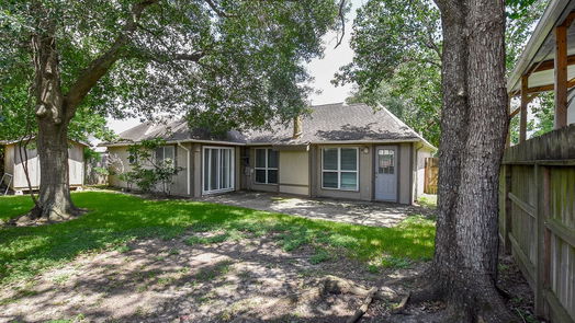 Humble 1-story, 3-bed 1111 Rebecca Lane-idx
