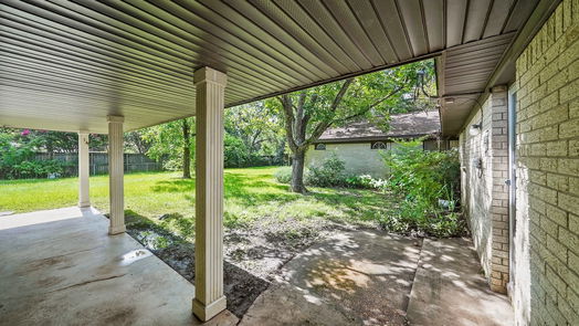 Humble 1-story, 3-bed 513 Lakeland Drive-idx